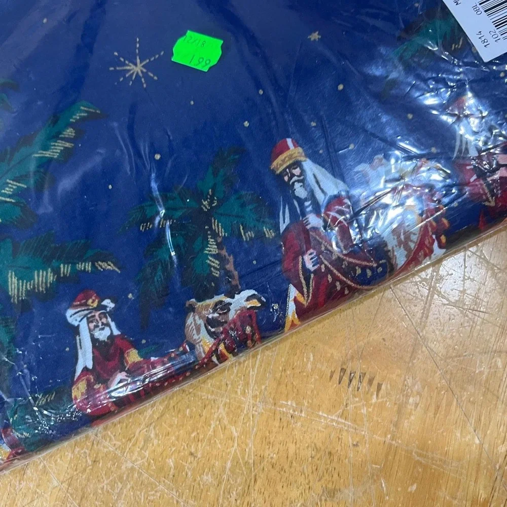 Vtg Bardwil Linens Night In Bethlehem Tablecloth Nativity 60x102 Oblong Navy NEW